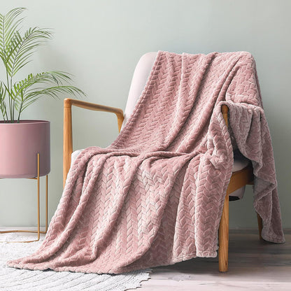 COMFEYA Soft Jacquard Leaves Pattern Flannel Fleece Throw Blanket_17